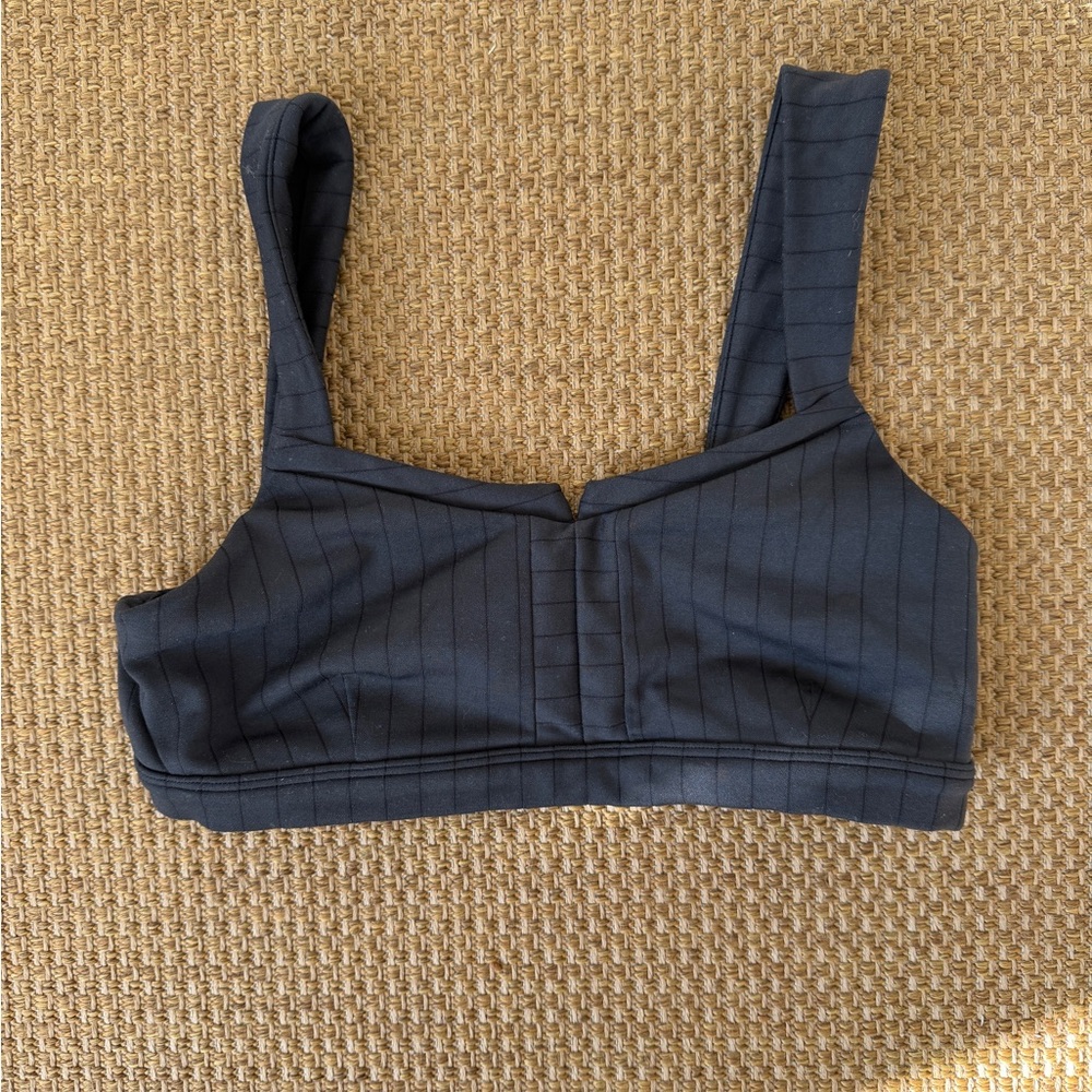 Alo Black Women's Sports Bra